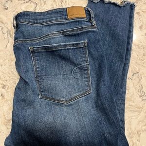 American Eagle. Size 18 SHORT.